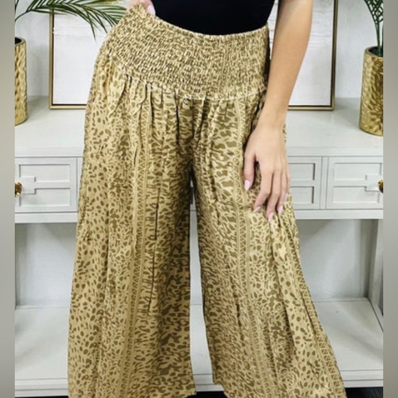 easel Pants & Jumpsuits Nwt Easel Olive Leopard Print Flowy Palazzo Pants Womens Small